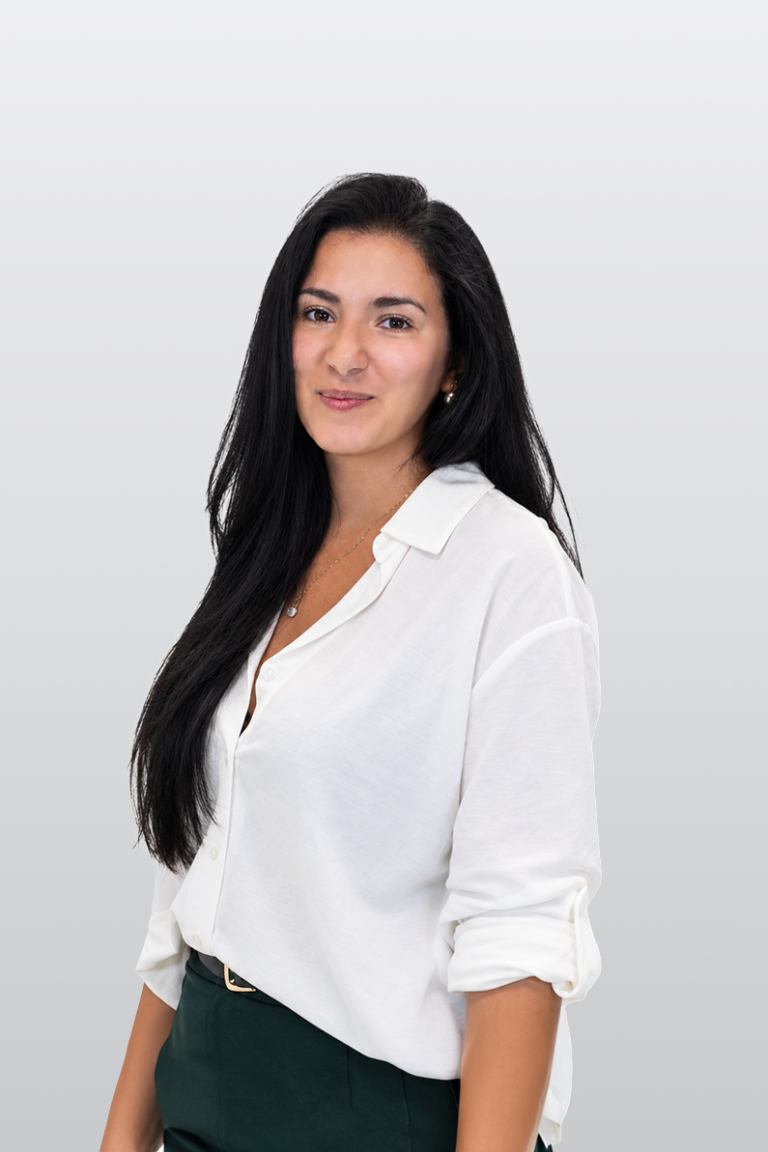 Viviana Machado Paid Media Manager